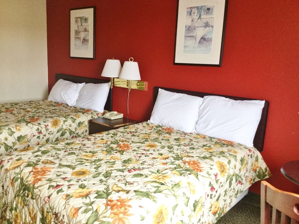 Rodeway Inn Benton Room photo
