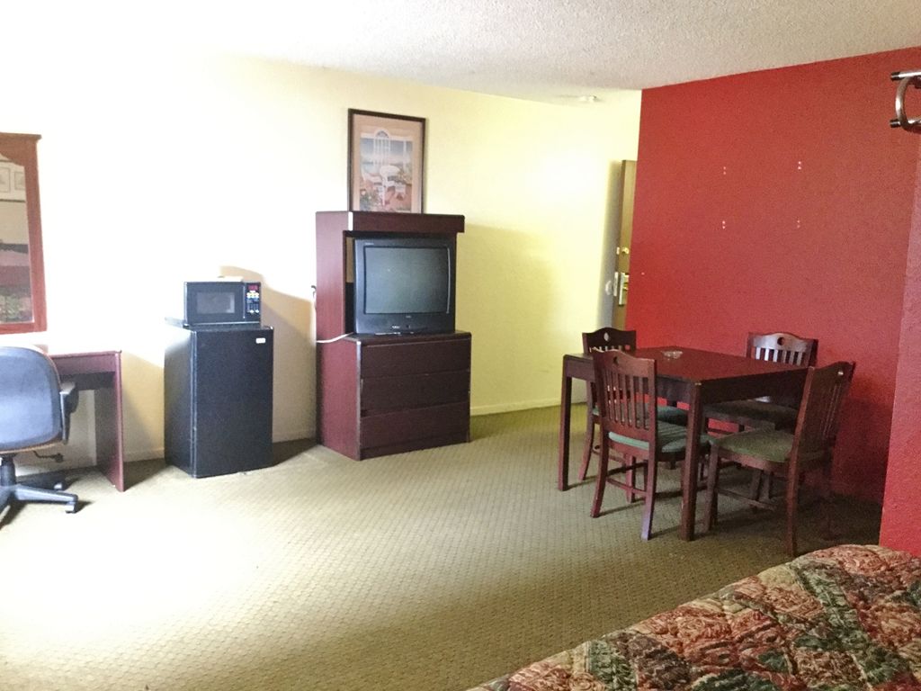 Rodeway Inn Benton Room photo